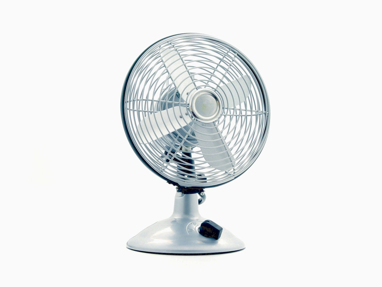 Ventilatorul în camera bebelușului
