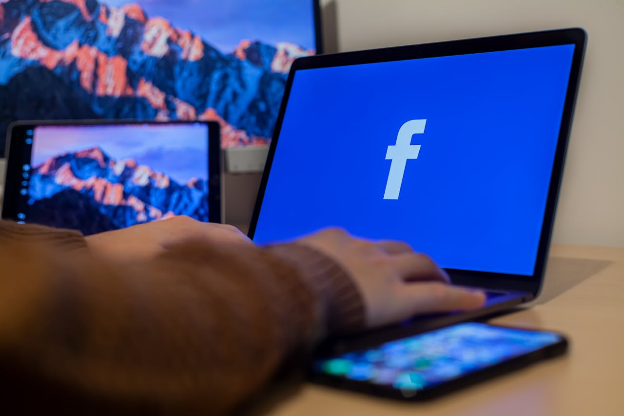 Rolul conținutului video în promovarea pe Facebook în 2025